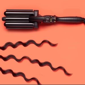 Amika High Tide Deep Waver